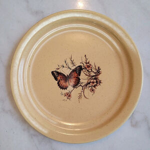 Vintage Treasure Craft Pottery Dinner Plates 1970’s, Set of 4/9.5in Butterflies.